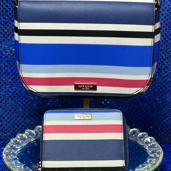 kate spade Handbags - Kate Spade 2fer Striped Crossbody Bag w/Matching Wallet Approx. 9x6.5x 2.5